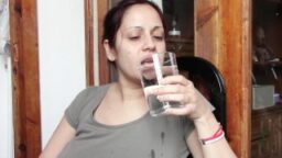 Black hottie gets mouth jizzed